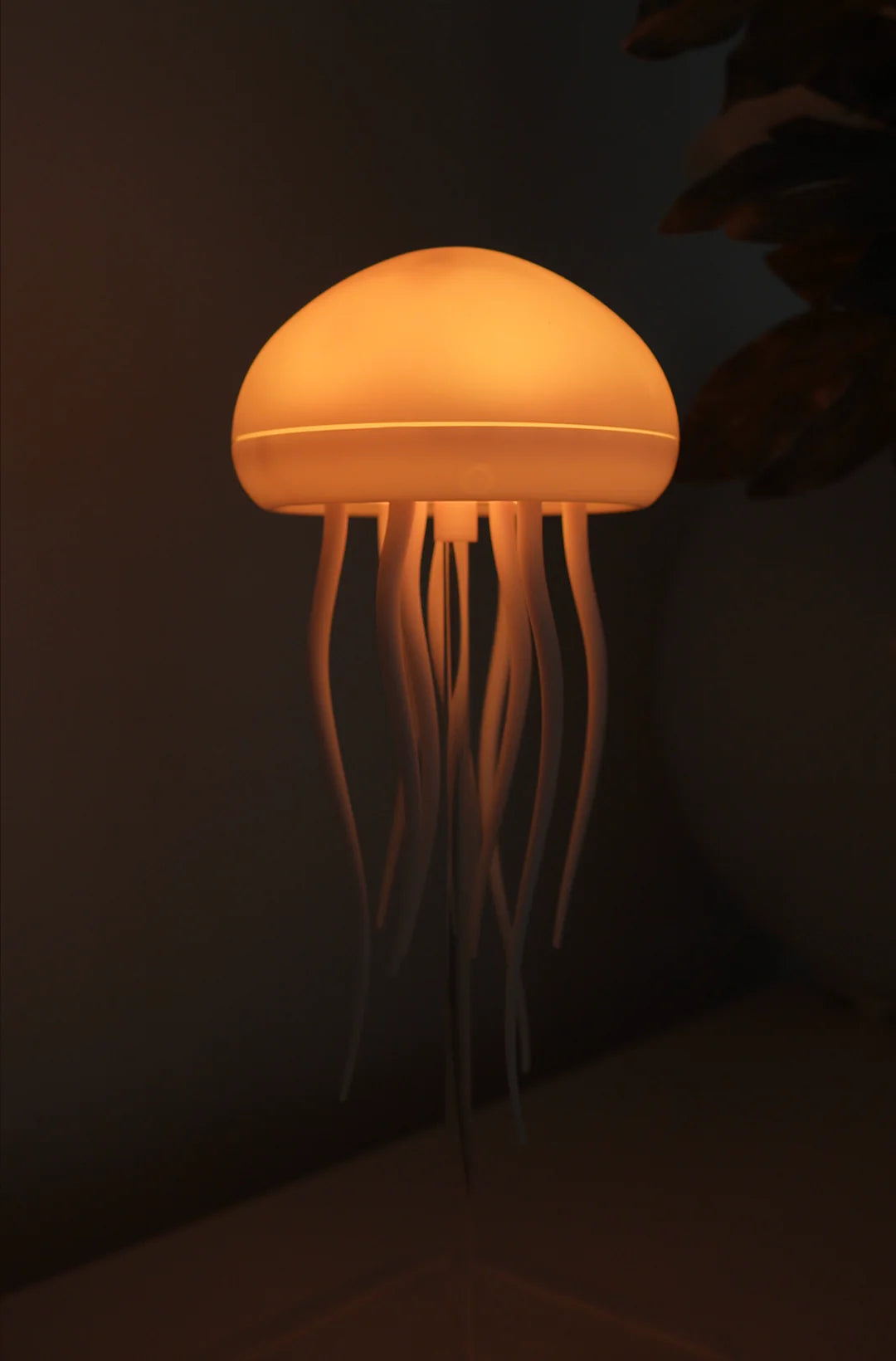 Voice-Controlled Jellyfish Lamp Novelusion